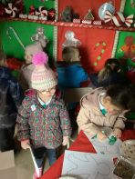 A morning of ‘Winter Wonderland’ fun for our Primary Ones.